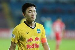 Hàng tiền vệ của ĐT Việt Nam: Đúng lúc quá, Xuân Trường!