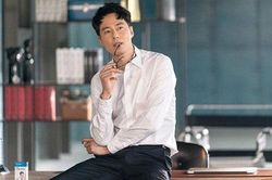 Sau cuộc tình đổ vỡ với mỹ nhân giật chồng tai tiếng Kim Min Hee, Jo In Sung ngại hẹn hò nhưng thú nhận muốn kết hôn trước tuổi 40