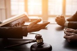 Các bên tham gia hòa giải, đối thoại tại tòa án có quyền và nghĩa vụ gì?