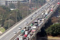 Cấm xe đường Vành Đai 3 trên cao đoạn Mai Dịch-Cầu Thăng Long