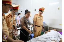 Truy tìm lái xe gây thương tích khiến thượng úy cảnh sát nhập viện