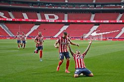 Atletico đòi lại ngôi đầu từ tay Real Madrid