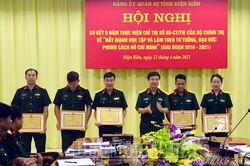 Khen thưởng 2 tập thể và 4 cá nhân có thành tích xuất sắc trong thực hiện Chỉ thị 05