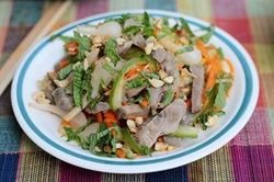 Món ngon mỗi ngày: Nộm mề gà chua cay