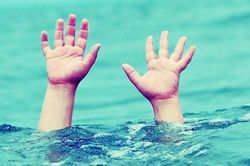 Nam Định: 2 cháu nhỏ thương vong khi tắm sông