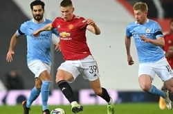 Lịch thi đấu Ngoại hạng Anh vòng 33: Leeds vs MU, Arsenal vs Everton