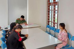 Ngăn chặn 3 bà bầu ở Nghệ An vượt biên qua Trung Quốc bán bào thai