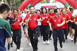 Sôi nổi Ngày chạy Olympic vì sức khỏe toàn dân ở thủ đô Hà Nội