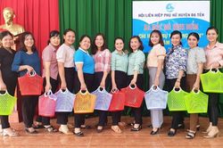 Đạ Tẻh: Ra mắt mô hình chi hội 'Phụ nữ sống xanh'