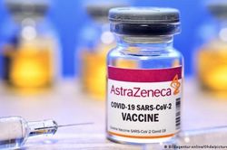 Cơ quan quản lý dược phẩm châu Âu tiếp tục ủng hộ sử dụng vắc xin AstraZeneca