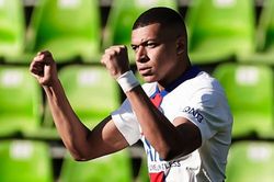 Mbappe mất 4 phút để ghi bàn mở tỷ số