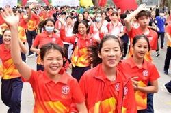 Gần 2.600 người tham gia Ngày chạy Olympic vì sức khỏe toàn dân