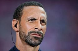 Rio Ferdinand: 'Thật kinh tởm, tôi thấy xấu hổ khi MU tham gia Super League'