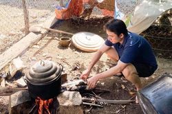 Hậu chi 700 triệu cho đám cưới, Phan Mạnh Quỳnh lộ ảnh 'chồng người ta' khiến dân mạng trầm trồ