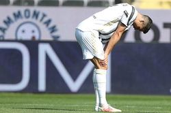 Serie A vòng 33: CR7 'mất tích', Juve nhìn Inter về đích
