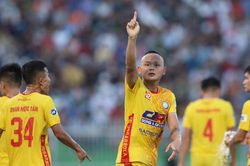 Vòng 11 V-League 2021: Khúc cua quyết định