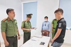 Bắt giam 14 nghi can đưa người Trung Quốc nhập cảnh trái phép