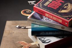 Những chiếc bookmark độc đáo dành cho 'mọt sách'