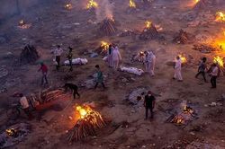 WHO gửi hàng ngàn máy tạo oxy và chuyên gia hỗ trợ Ấn Độ chống dịch Covid-19