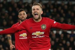 Man Utd: Hậu vệ Luke Shaw chơi hay, tạo ra cơ hội ghi bàn ngang tiền vệ Messi, Eric Bailly ký hợp đồng mới tới năm 2024