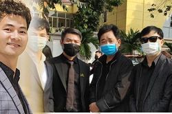 Xuân Bắc tung hình dàn Táo Quân cùng bài thơ 'Cô - vít' đặc biệt gây bão mạng