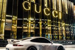 Gucci và Facebook phối hợp chống nạn bán hàng giả trên mạng xã hội
