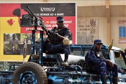 Khả năng các con tin người nước ngoài đã bị sát hại ở Burkina Faso