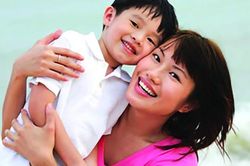 Bứt rứt vì vợ đắm đuối với con riêng