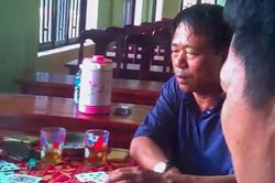 Bí thư phường đánh bài tại trụ sở bị rút khỏi danh sách ứng cử HĐND