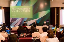 Kinh tế Việt Nam dự báo tăng mạnh trở lại trong năm 2021-2022