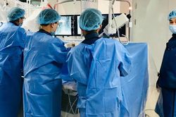 Tai nạn trong lúc 'yêu', người đàn ông bị cương cứng suốt 4 ngày