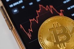 Giá Bitcoin hôm nay 28/4: Bitcoin lên 55.000 USD, vốn hóa vượt 1.000 tỷ USD