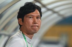 Sóng gió chờ HLV Hàn Quốc