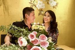 Chí Trung hạnh phúc mừng sinh nhật bạn gái kém 17 tuổi