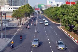 Thông xe đường Nguyễn Hữu Cảnh đúng ngày 30/4