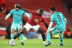 Liverpool đại chiến MU: Klopp ngồi trên đống lửa