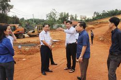 Cảnh giác với chiêu trò kích động, 'vơ đũa cả nắm'