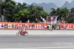 Hà Giang rực rỡ cờ, pa nô trước ngày bầu cử