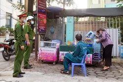 Xử phạt 19 trường hợp không đeo khẩu trang nơi công cộng