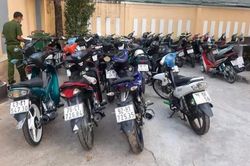 Tạm giữ hơn 40 xe máy độ chế của nhóm 'quái xế' tụ tập trên đèo Hải Vân