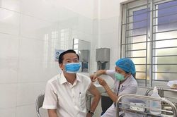 Nam Từ Liêm tiêm vaccine Covid-19 đợt II cho hơn 1.200 người dân