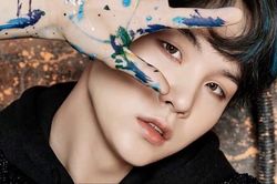 Choáng trước sự hiểu biết của Suga về BTS