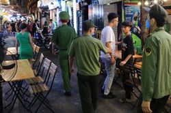 Bắc Ninh tạm dừng hoạt động các cơ sở kinh doanh dịch vụ karaoke, quán bar, vũ trường, game từ 0 giờ ngày 3/5