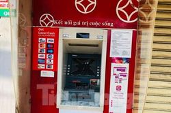Loạt cây ATM ở Bình Dương bị kẻ gian đập phá