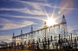 Bộ trưởng Điện lực Iraq tìm kiếm hợp tác năng lượng với Iran