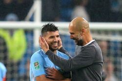 Pep Guardiola khiến Aguero nức lòng trước khi rời Man City