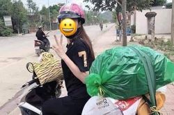 Chiếc xe máy của cô gái trẻ 'chở cả quê hương' lên thành phố sau kỳ nghỉ lễ khiến dân mạng thích thú