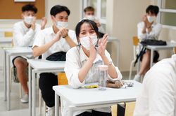 Thêm một địa phương cho học sinh kéo dài thời gian nghỉ sau 3/5