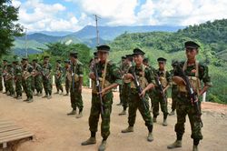 Nhóm nổi dậy Myanmar tuyên bố bắn rơi trực thăng của quân đội