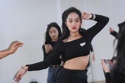 Chi tiền triệu để học tạo dáng, chụp ảnh sống ảo ở TP.HCM